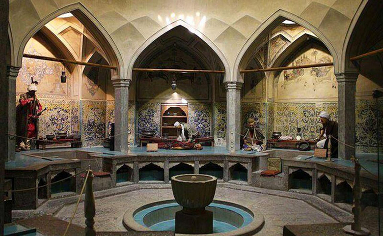 مکان های تاریخی اصفهان کجاست